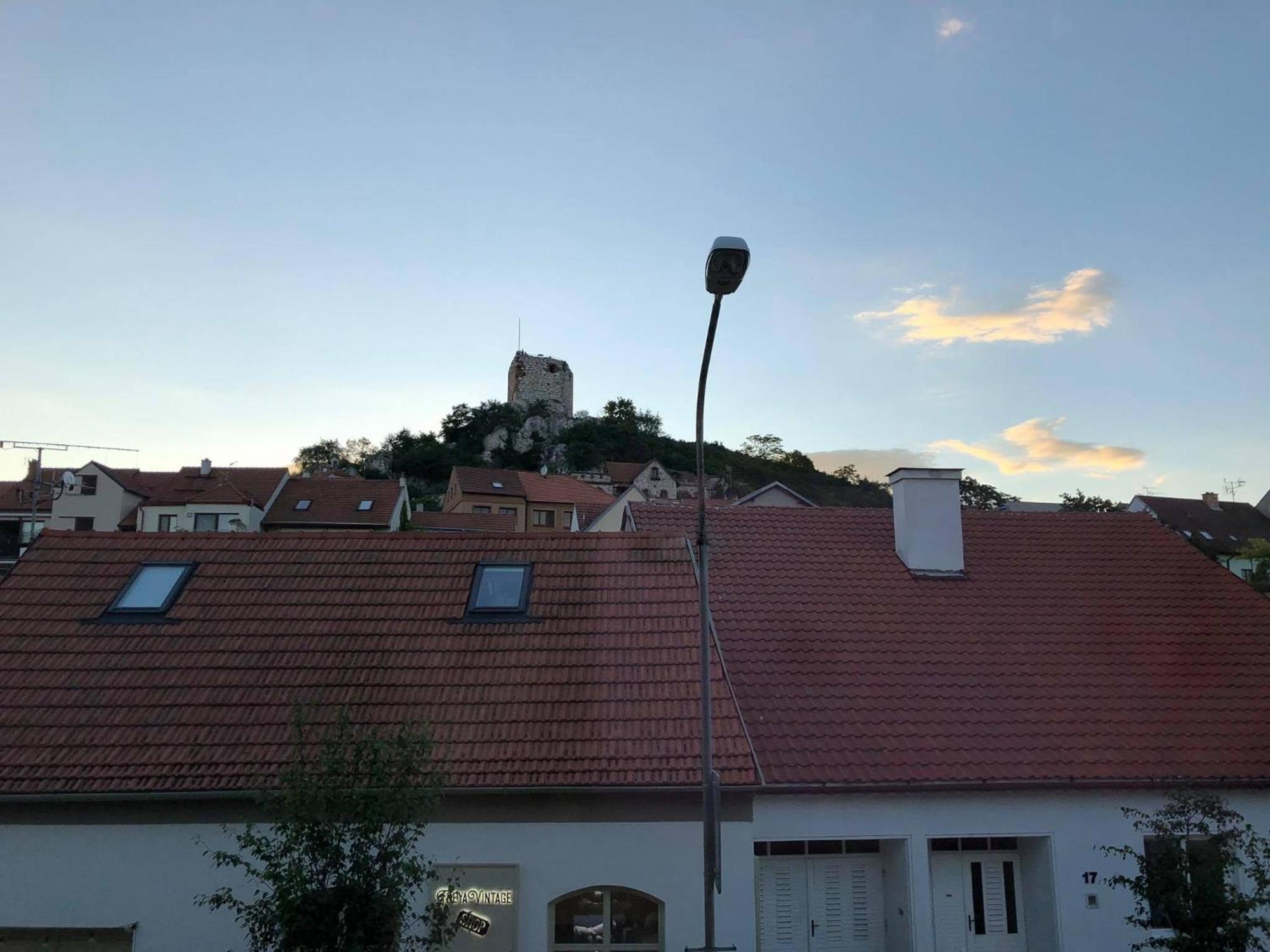 Nicolsburg Hotel มิคูลอฟ ภายนอก รูปภาพ