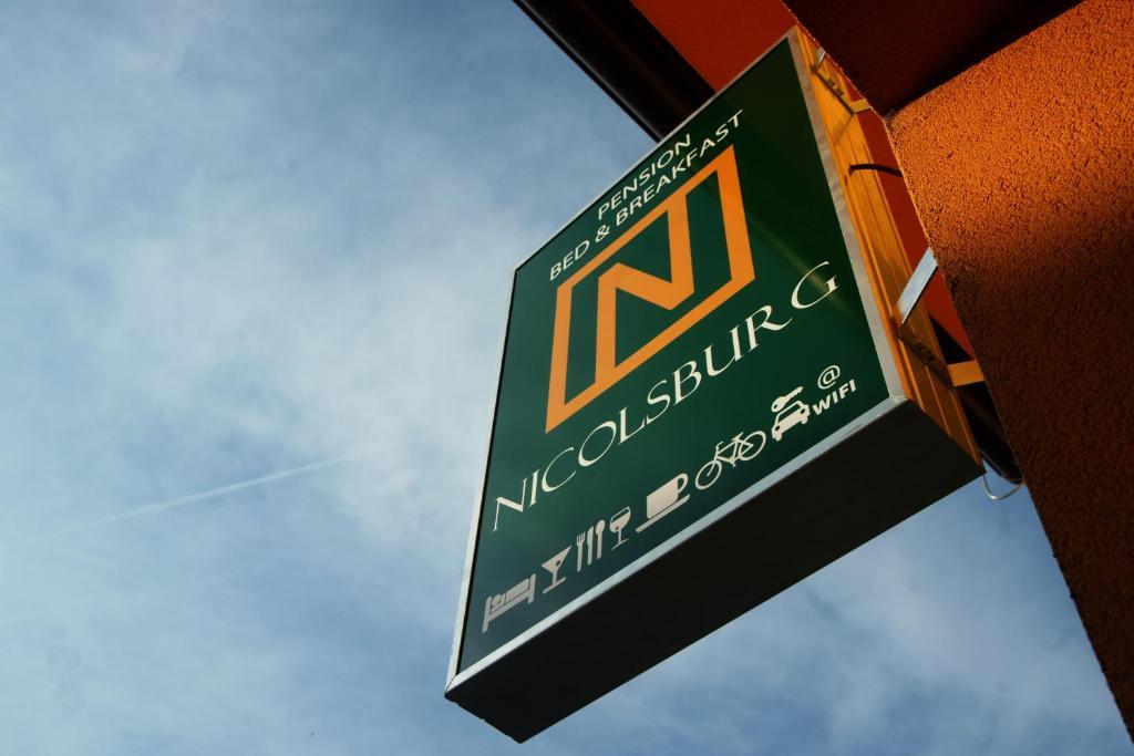 Nicolsburg Hotel มิคูลอฟ ภายนอก รูปภาพ