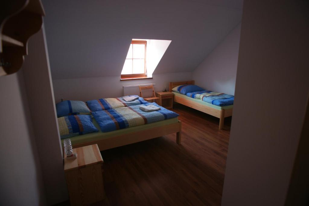 Nicolsburg Hotel มิคูลอฟ ห้อง รูปภาพ