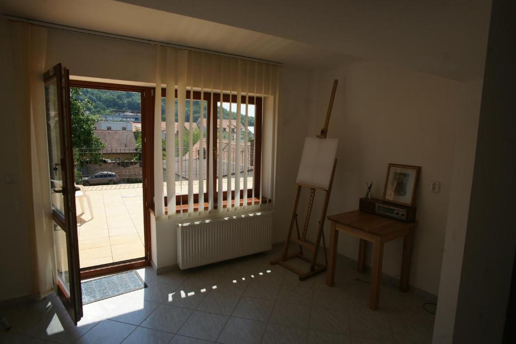 Nicolsburg Hotel มิคูลอฟ ภายนอก รูปภาพ